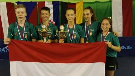 Magyar sikerek a Szencen megrendezett asztalitenisz versenyen