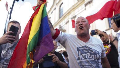A lengyelek betilthatják a Pride-okat