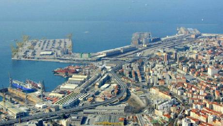 Magyarországnak ismét van tengeri kikötője a Délvidéken