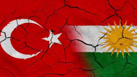 Törökország benyomult Irak északi régiójába, hogy leszámoljon a kurdokkal